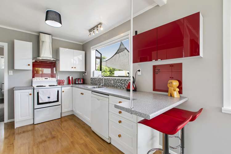 10 Eskdale Road Birkdale_9