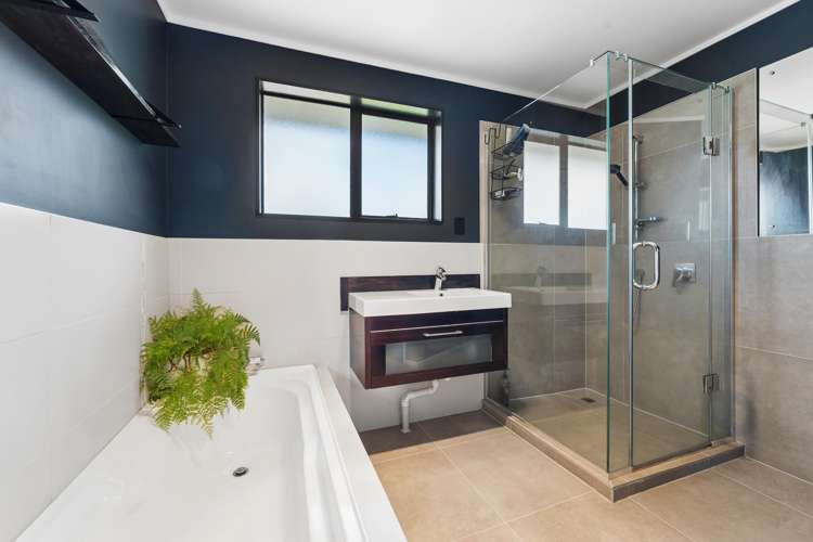 21 Springtime Crescent Stanmore Bay_13