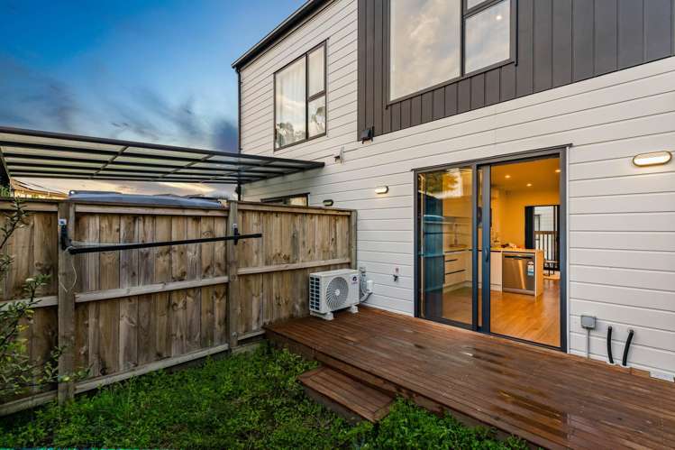 12b Woodhouse Place West Harbour_21