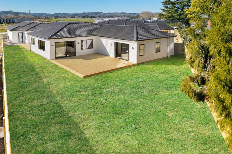 167 Otuwairoa Esplanade Opaheke_36