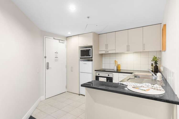 812/9-17 Byron Avenue Takapuna_18