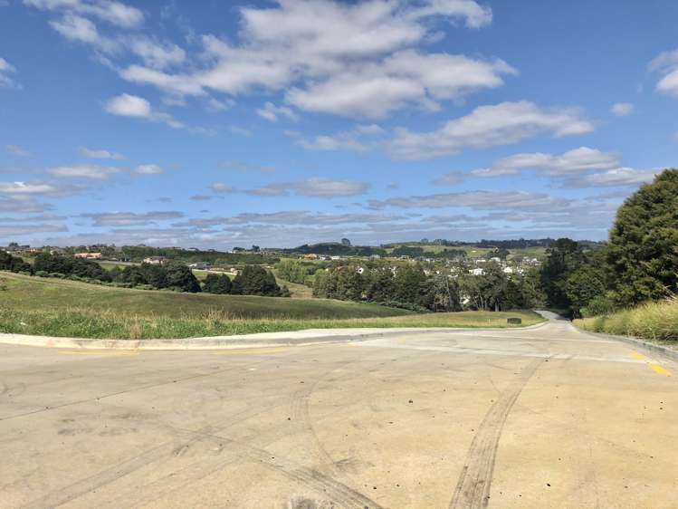 11 Otaota Way Flat Bush_6