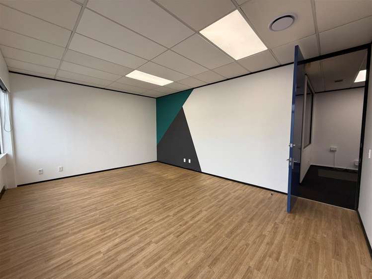 Ground Floor, 46-50 Bloomfield Terrace Lower Hutt_7