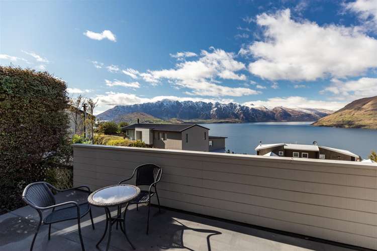 10 Von Place Fernhill/Sunshine Bay_13