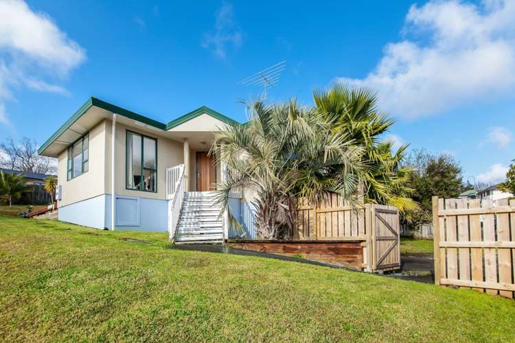 38 Hewlett Road Massey_2