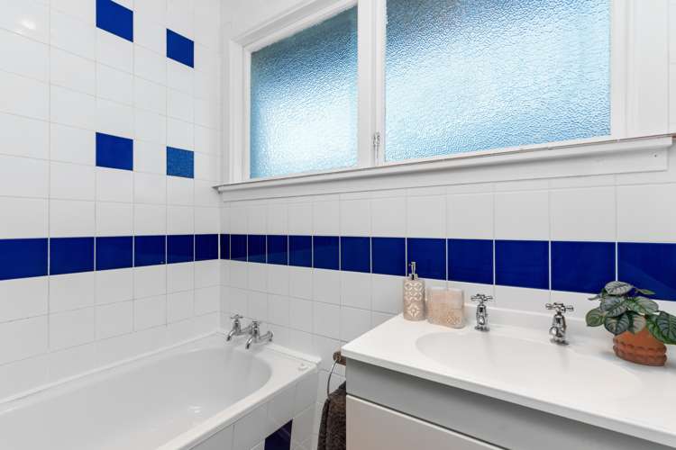 39 Carters Road Aranui_11