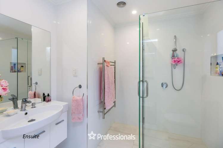 13 Somerby Mews Silverstream_13