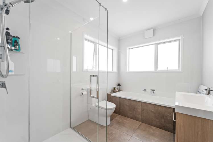 87 Karepiro Drive Stanmore Bay_14