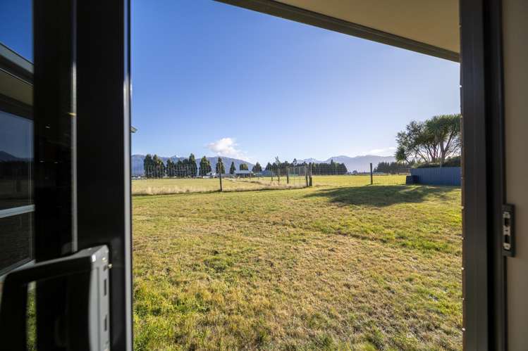 19 Orbell Crescent Te Anau_10