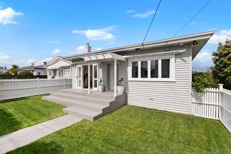 25 Ennismore Road Mount Albert_2