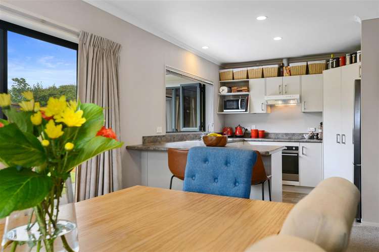 4 Mccahon Drive Pukehangi_11