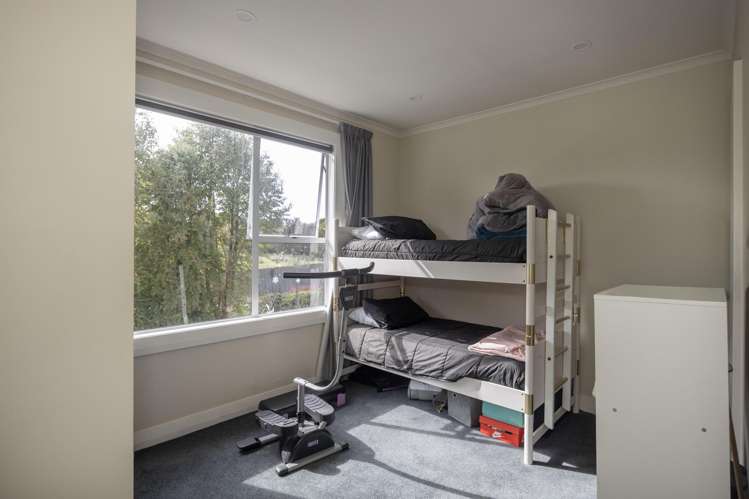 64 Perth Street South Hill_10