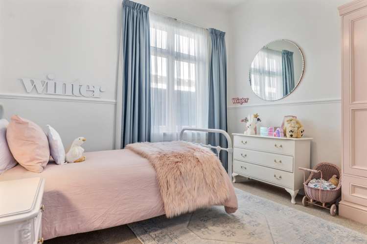 28 Cleveland Street Edgeware_17