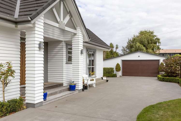 6 Heathcote Street Central_21