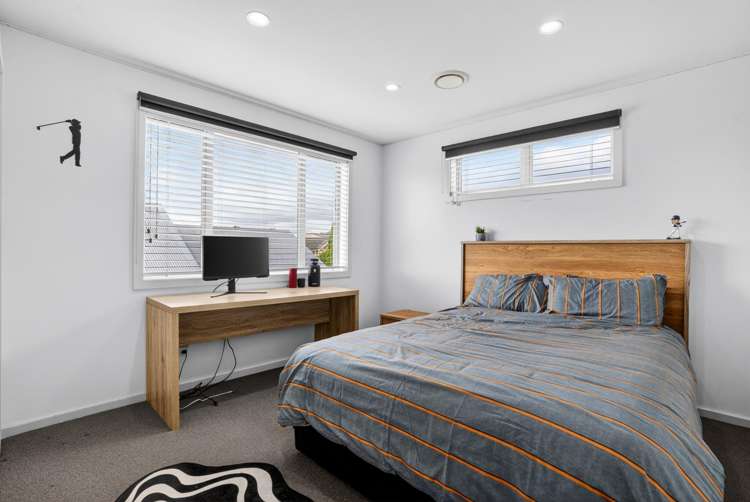 6 Giarni Place Karaka_34