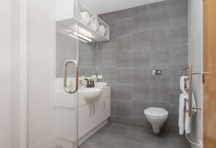 2/42 Goldie Street Saint Heliers_13