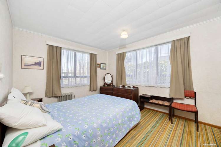 16 Enderby Drive Te Atatu Peninsula_4