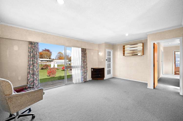 6 Dickens Place Leamington_12