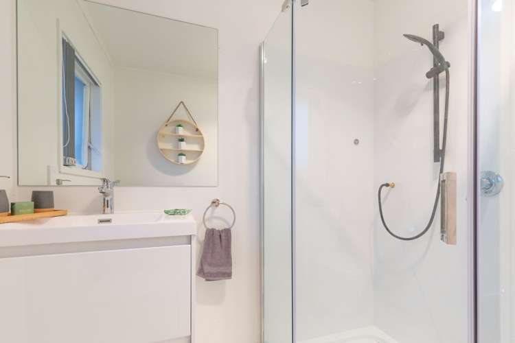 2/278 Shirley Road 10695_12