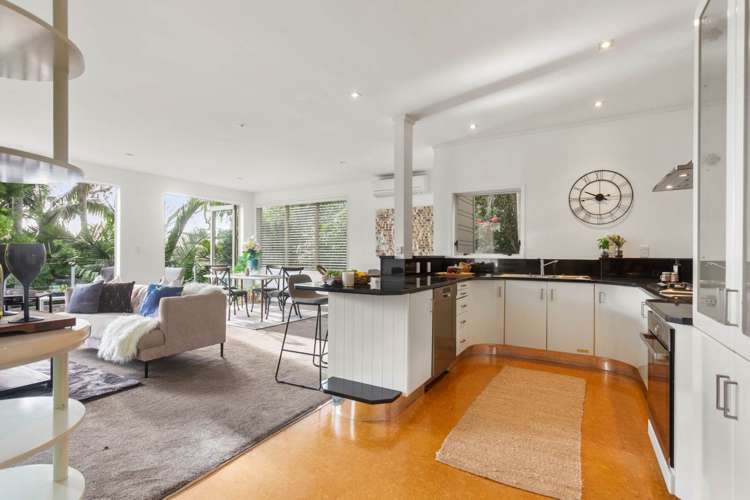 3/72a Seaview Road Remuera_8