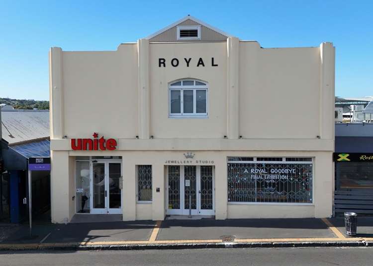 Hear applause from strategically located property