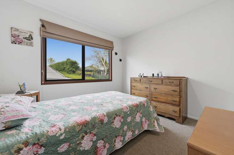 12 Maggie Place Ohauiti_10