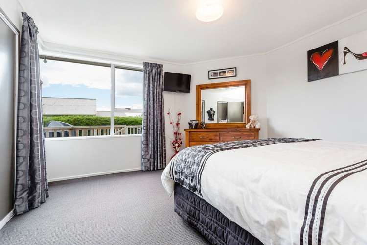 71 Riccarton Road East East Taieri_13