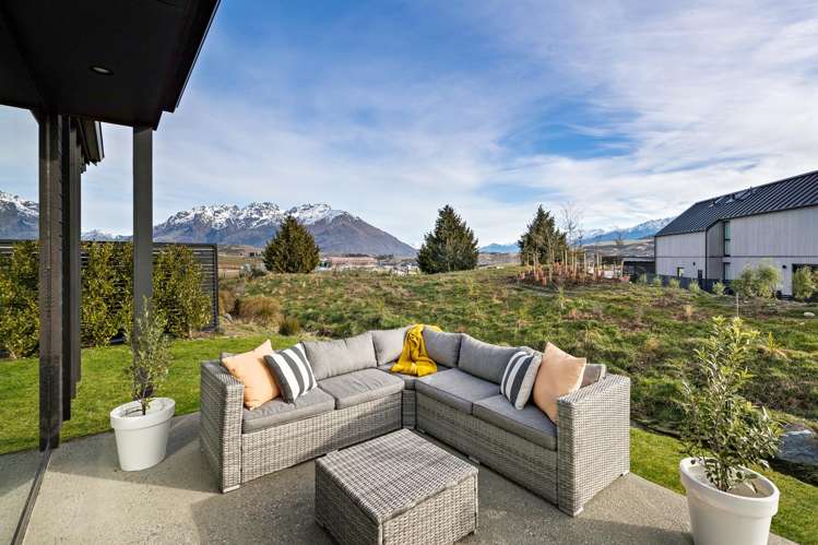 7 Kotuku Lane Jacks Point_1