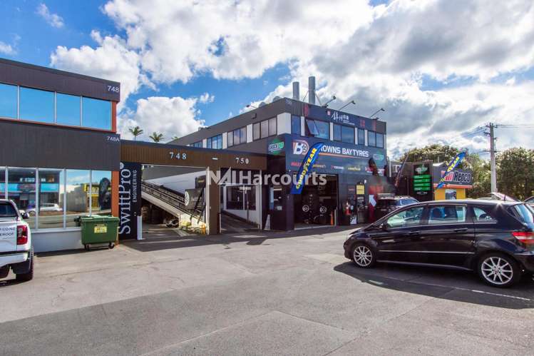 Level 1/748 Beach Road Browns Bay_7