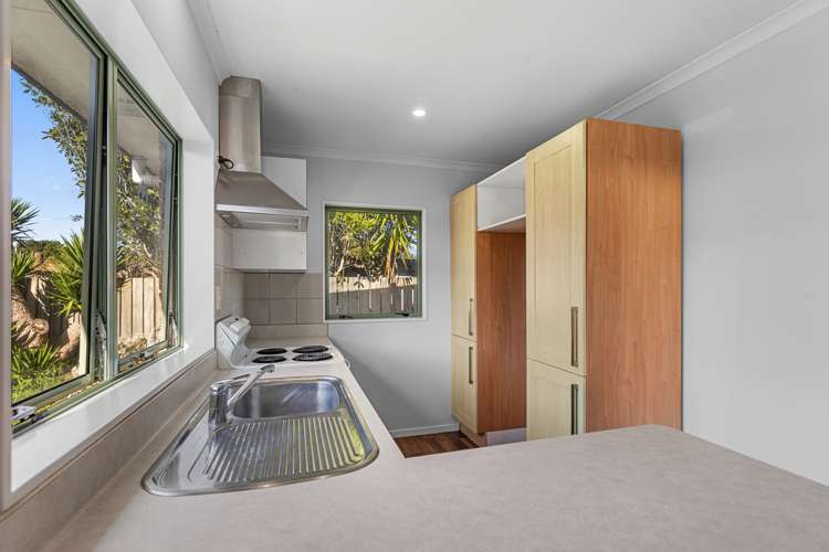 22 Longstead Avenue Papamoa_6