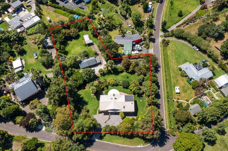 25 Gunbar Drive Welcome Bay_43