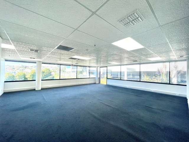 G/2B William Pickering Drive Albany_2