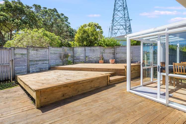 7 John Witton Drive Crofton Downs_3