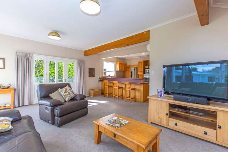 311 Riverside Drive Waterloo_5