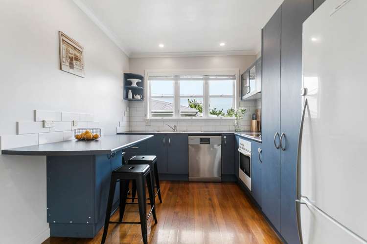 1/86 Lake Road Northcote_8