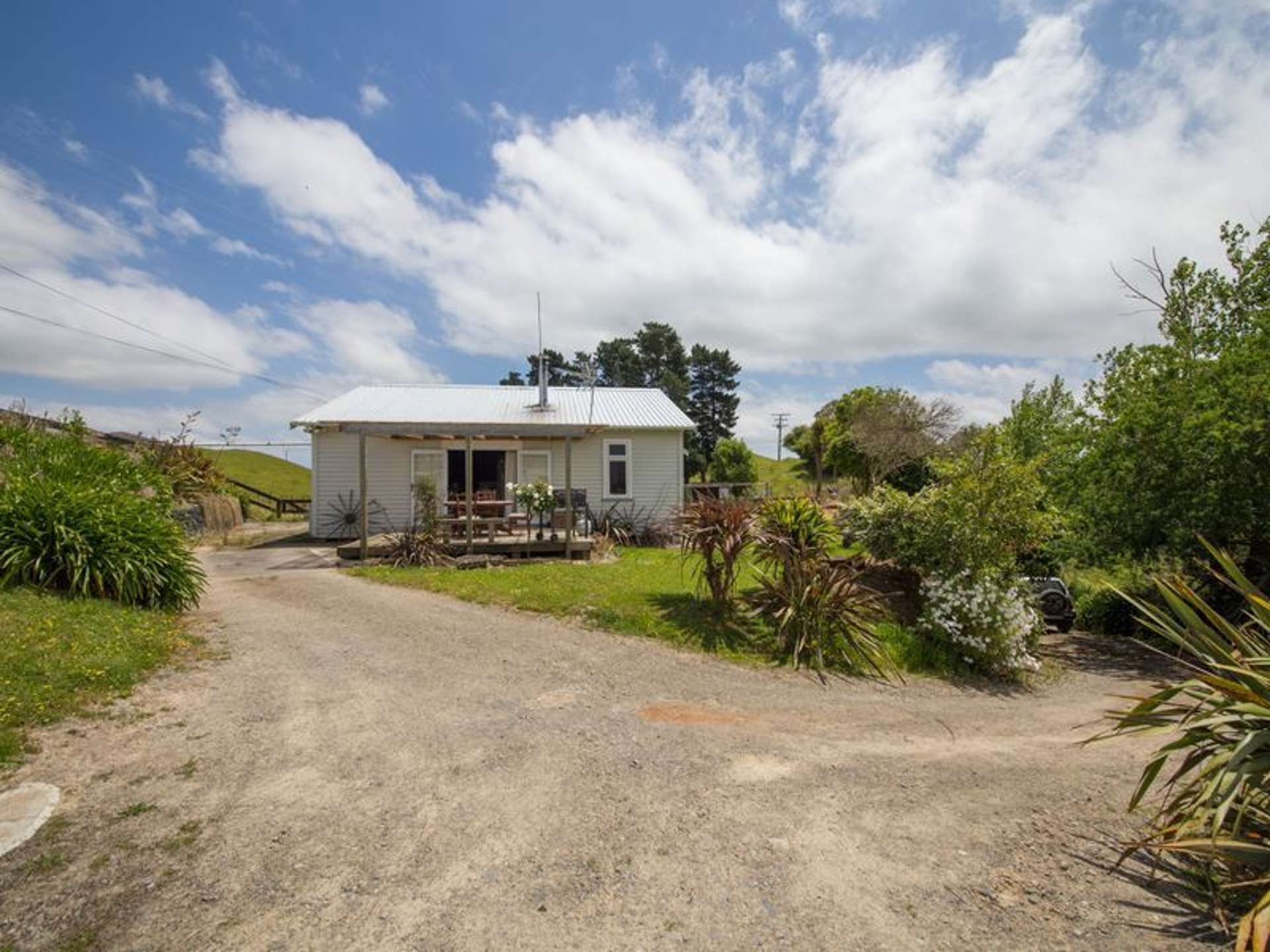 11 Ridge Road Pohangina_0