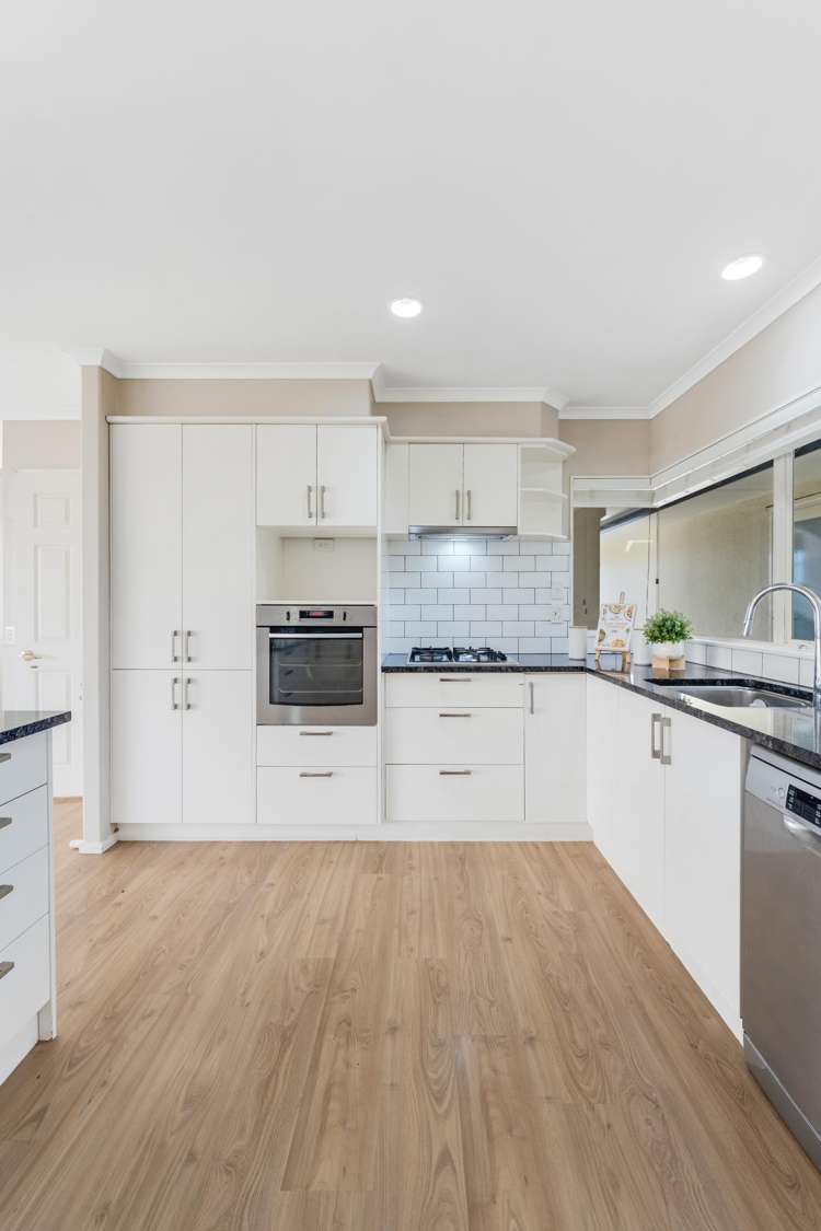 24 Corta Bella Place Golflands_13
