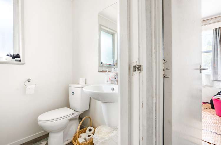 38 Kirby Street Glendene_18