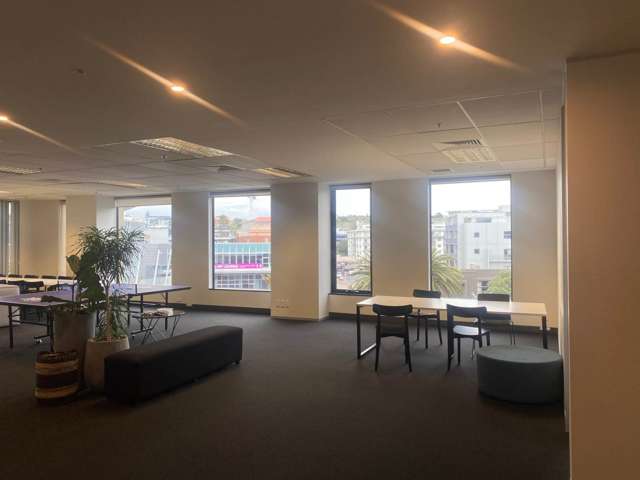 Level 4/32 Mahuhu Crescent City Centre_1