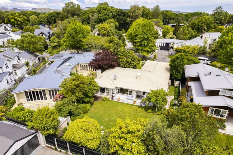 17 Desmond Street Merivale_16