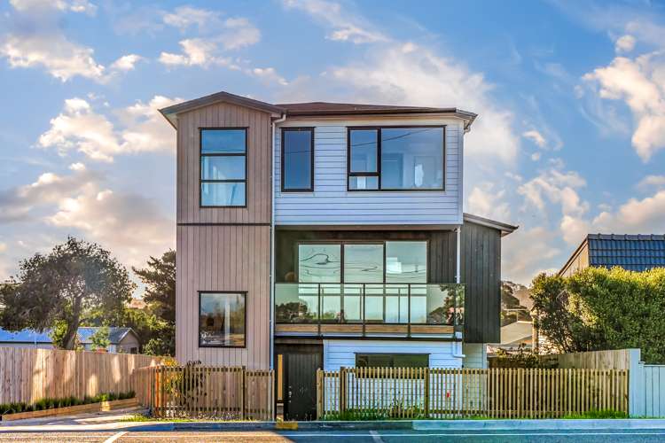858E East Coast Road_0