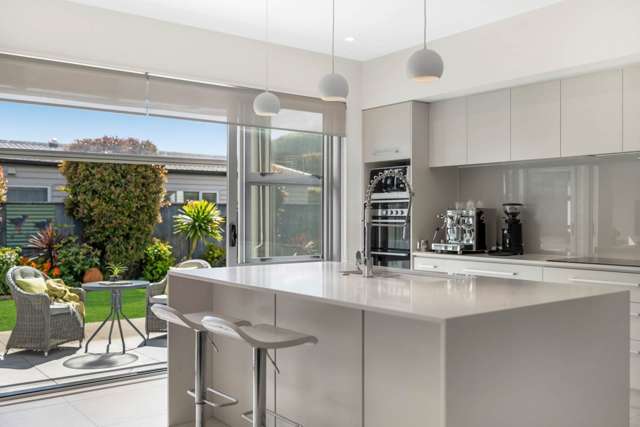 6 Lydiard Place Beachlands_4