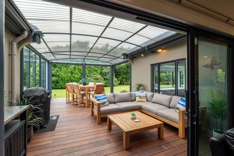 17 Raeburn Avenue Otatara_13