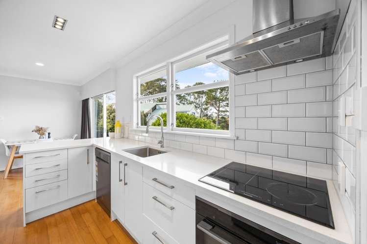 120 Ennis Avenue Pakuranga Heights_3