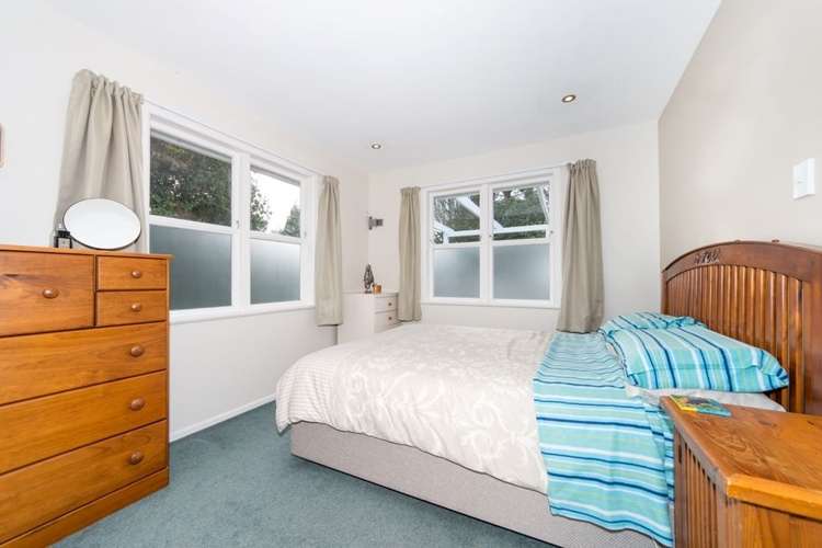 526 West Coast Road Oratia_16