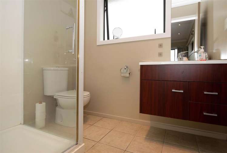 22 De Castro Drive Blenheim Central_11