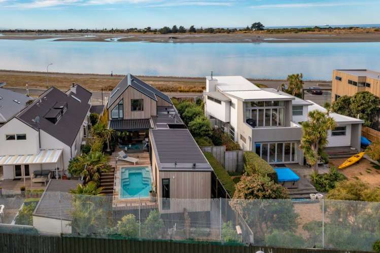 27 Beachville Road Redcliffs_19