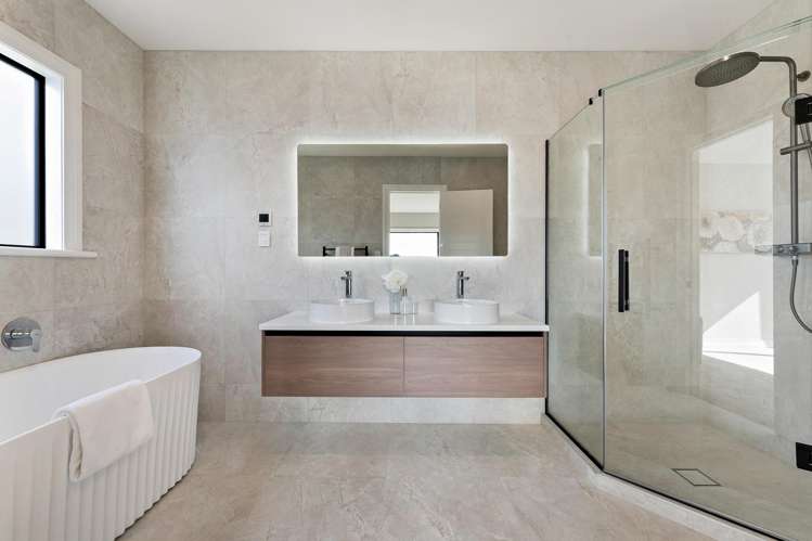 9 Halcyon Bay Lane Orewa_14