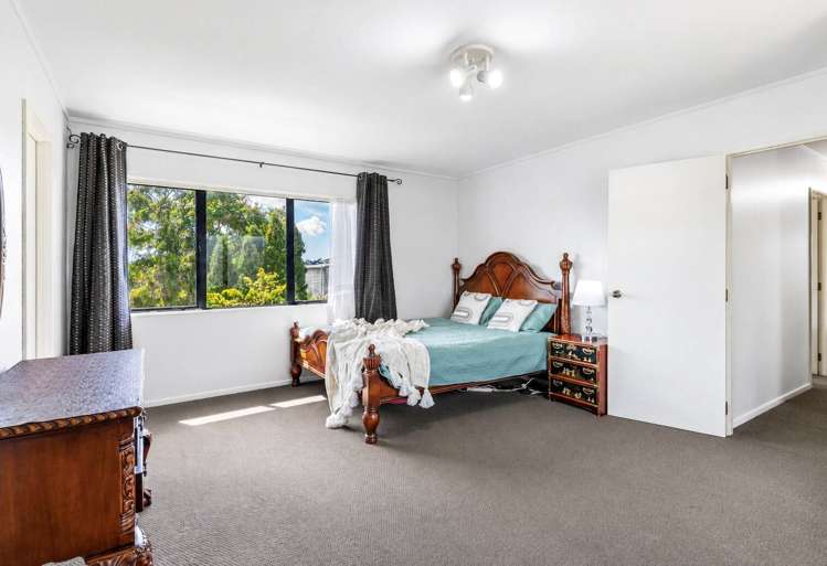 2/66 Spencer Road Pinehill_3