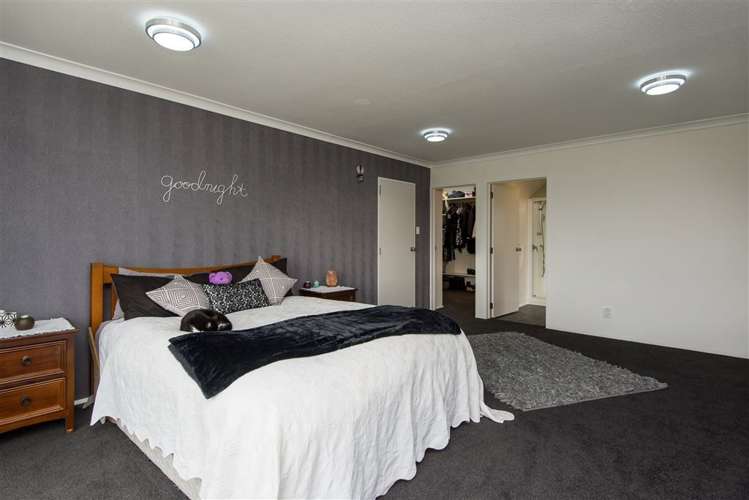 653 Oxford Road Fernside_7